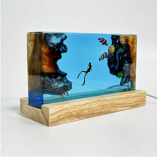 Taucher und Fisch Harzlampe
